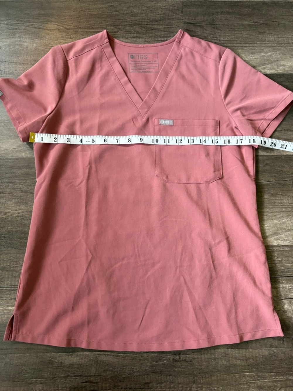 FIGS Scrub Set in Dusty Rose/ Pink Blush Catarina One-Pocket Zamora Jogger - Picture 5 of 12